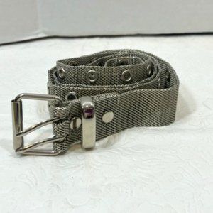 VTG Silver Metal Mesh Belt w/Double Eyelet Design & Rectangle Roller Buckle